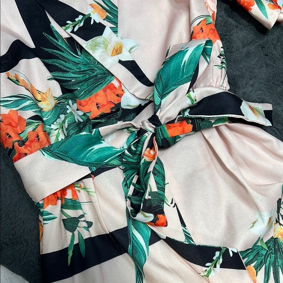 Floral Jumpsuit - Picture 6 of 7